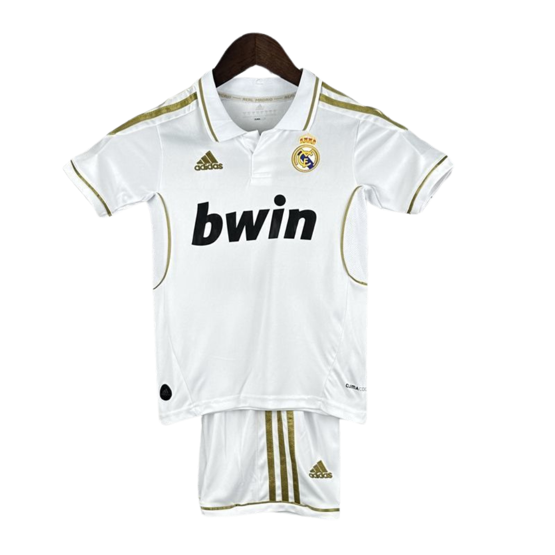 KIT BAMBINO RETRO REAL MADRID