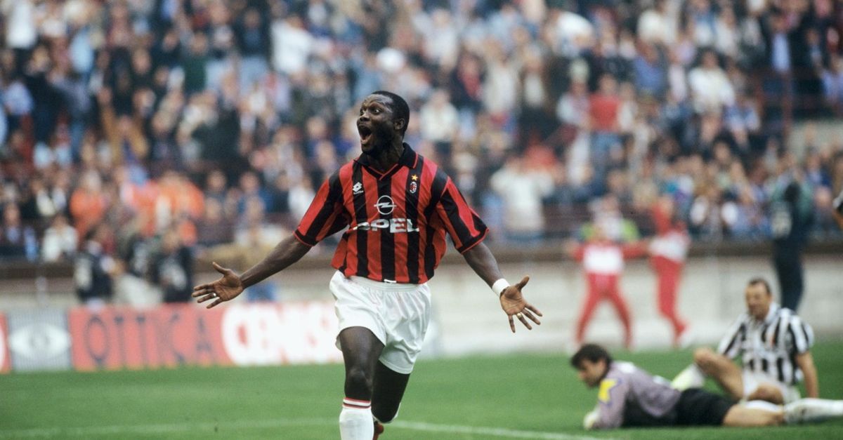 MAGLIA AC MILAN CASA 1995 -1996 + WEAH 9