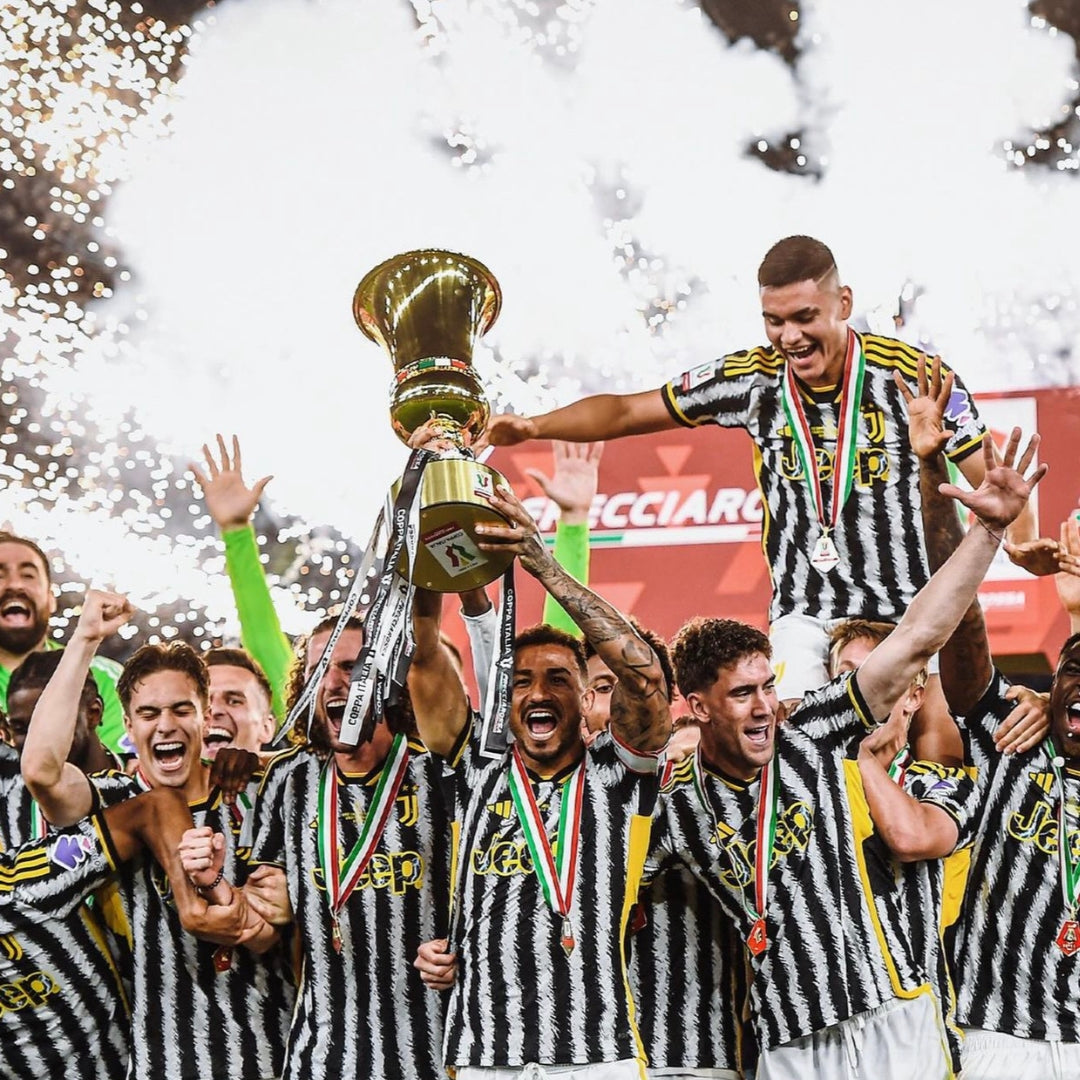La maglia con cui la Juventus ha vinto la sua unica Coppa La maglia con cui la Juventus ha vinto la sua unica Coppa